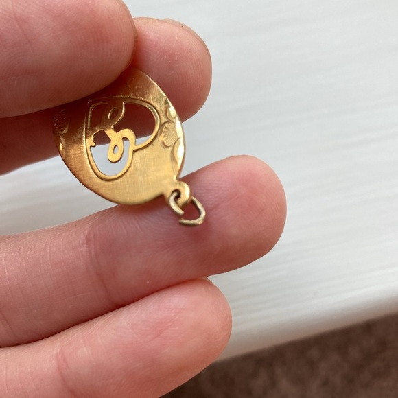 Cursive L Letter Heart Flower Pendant for Necklace Gold Plated - Picture 5 of 5